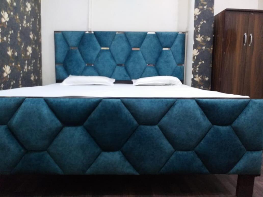 Abhiraj Guest House Mathura Zewnętrze zdjęcie