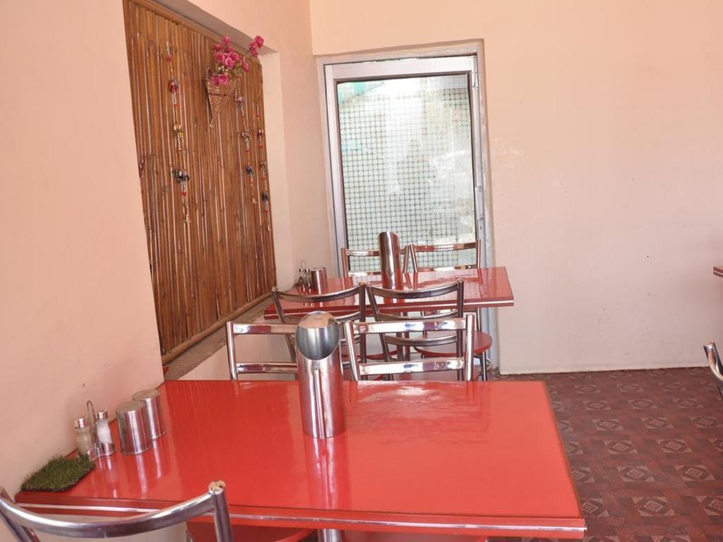 Abhiraj Guest House Mathura Zewnętrze zdjęcie
