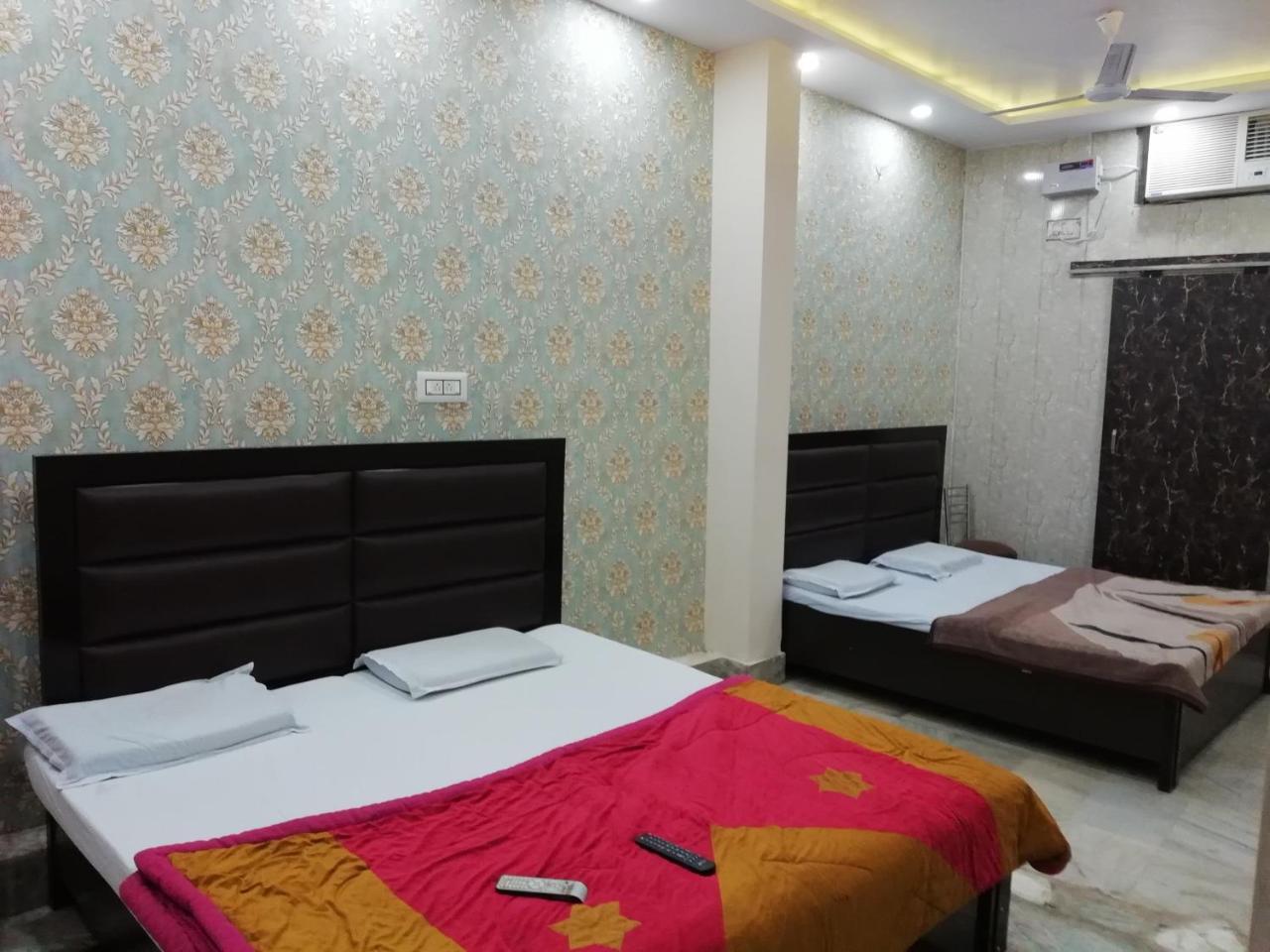 Abhiraj Guest House Mathura Zewnętrze zdjęcie